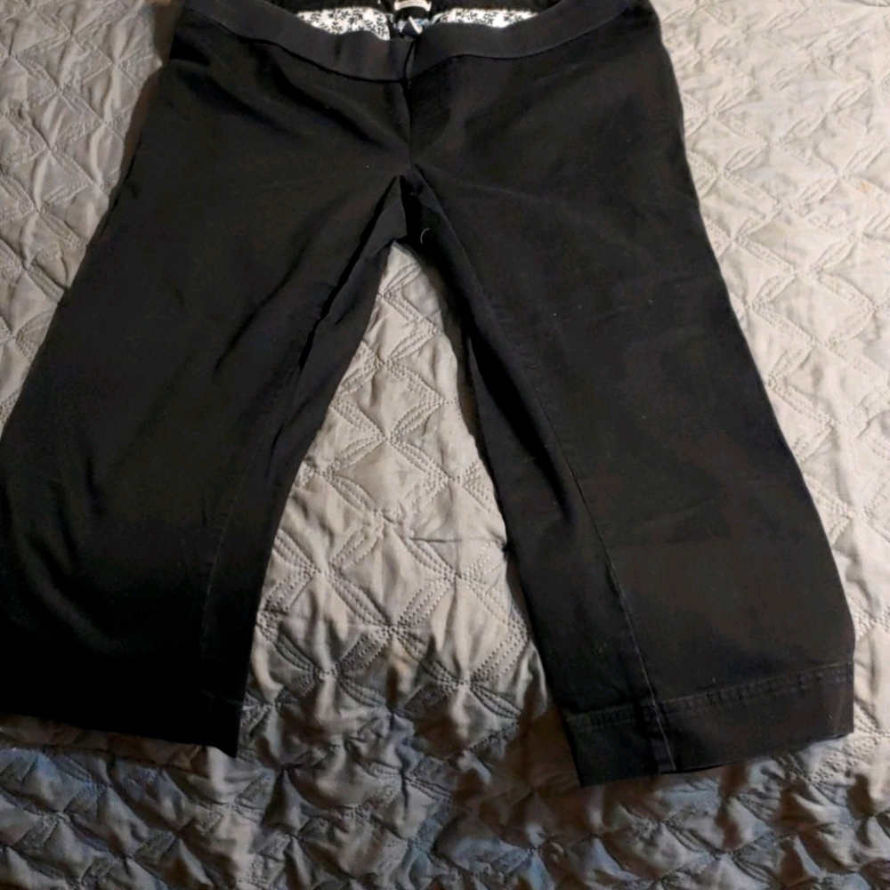 Old Navy Maternity Cropped